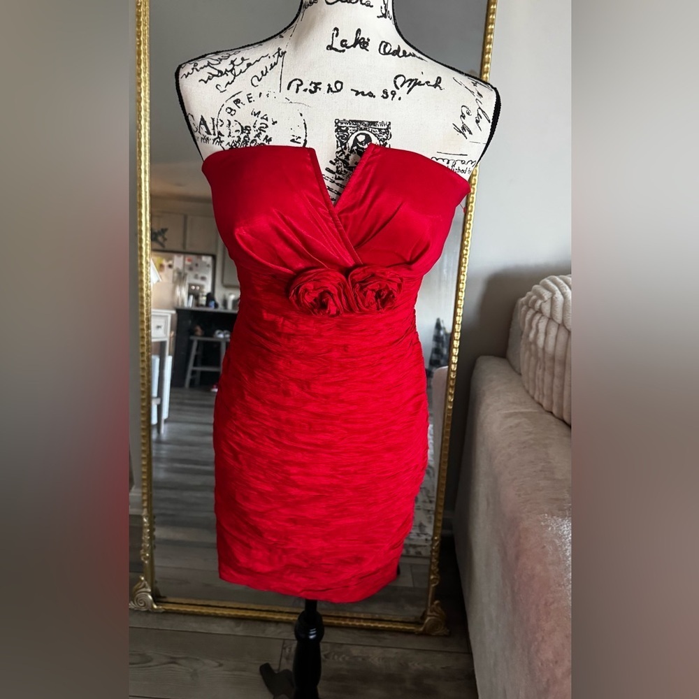 Elegant Red Strapless Dress Gossip girl by Romeo & Juliet Couture